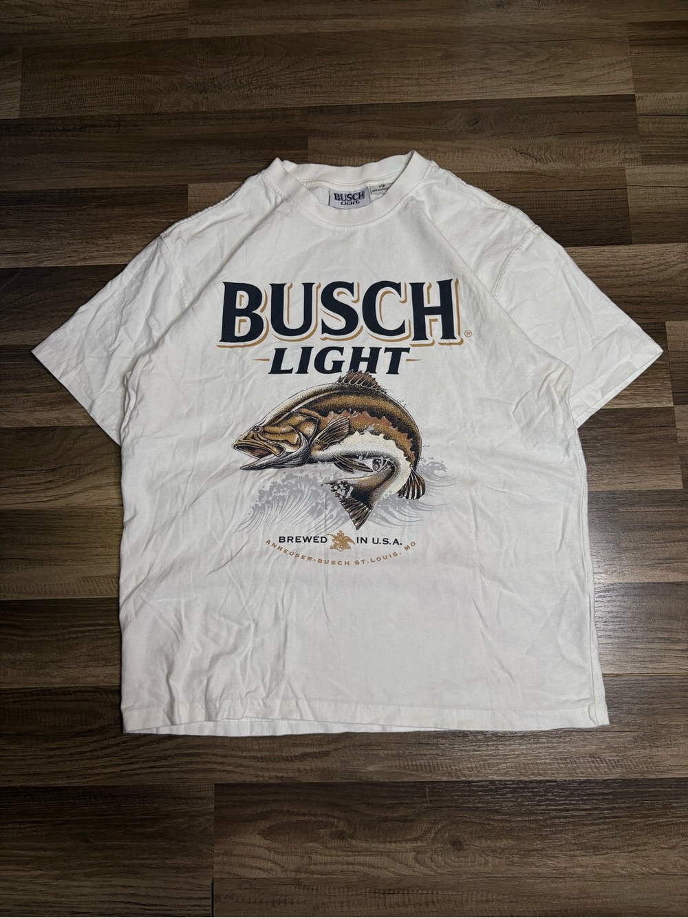 Busch Light White Fish Graphic Print Crew Neck Short Sleeve Men's T-Shirt S/P